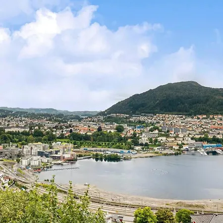 Dinbnb Homes I Luxury With Hot Tub & Views