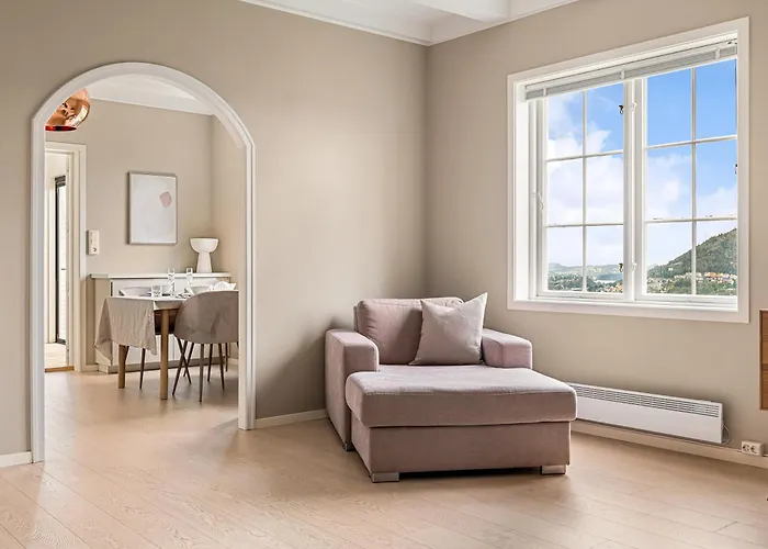 Dinbnb Homes I Luxury With Hot Tub & Views فيلة برغن