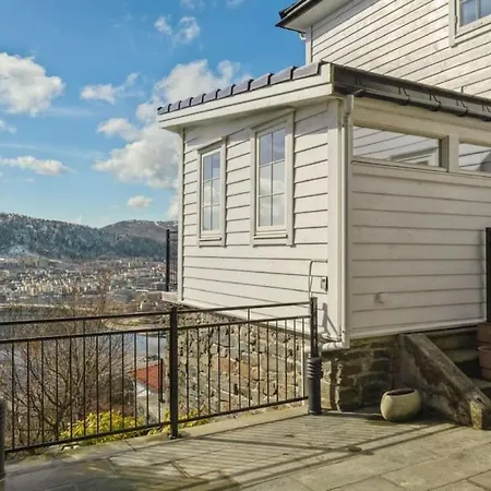 Vila Dinbnb Homes I Luxury With Hot Tub & Views