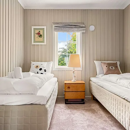 Dinbnb Homes I Luxury With Hot Tub & Views Берген
