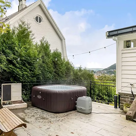 Dinbnb Homes I Luxury With Hot Tub & Views Vila
